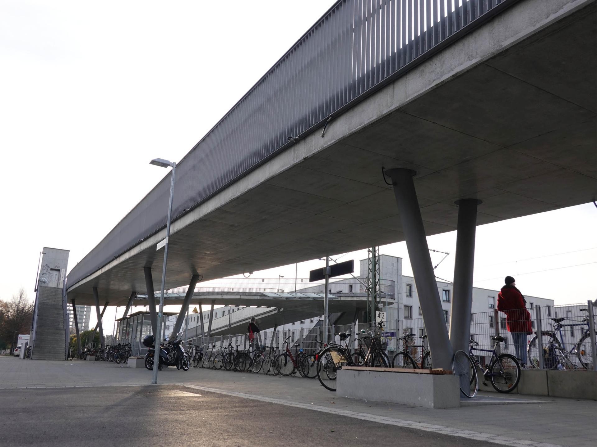 Haltepunkt Petershausen (© Foto Stadt Konstanz) Haltepunkt Petershausen (© Foto Stadt Konstanz)