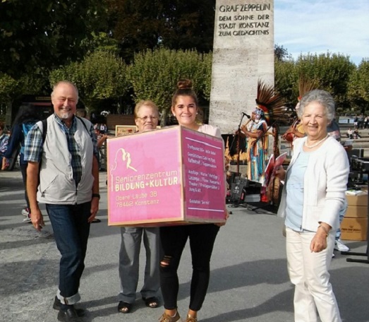 Ehrenamtliche Mitarbeiter*innen aus dem SeZe beim Tag des bürgerschaftlichen Engagements Aktiv gestalten